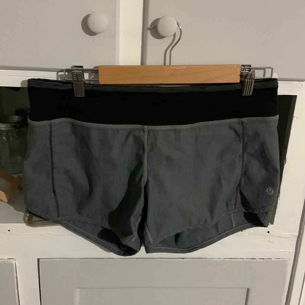 Grey & Black Lululemon Speed Ups in Excellent Condition